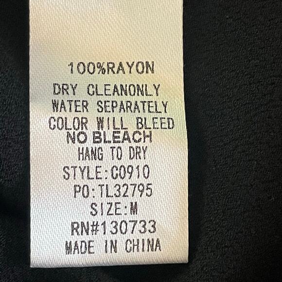 Altar'd State Black Floral Embroidered Top Lace Yoke Size M Boho Peasant Gypsy - Picture 10 of 10